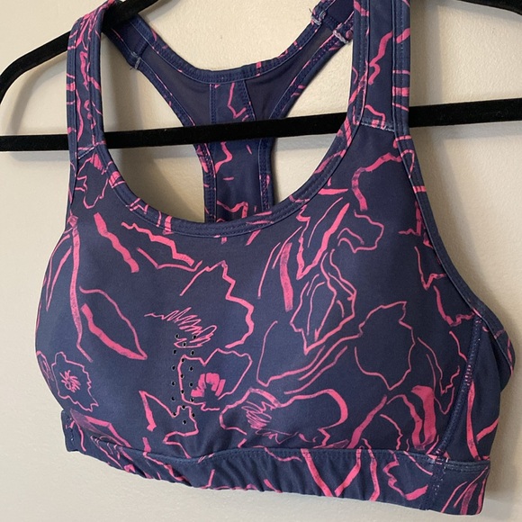 ๐ Avia Sports Bra - Large - Picture 2 of 5